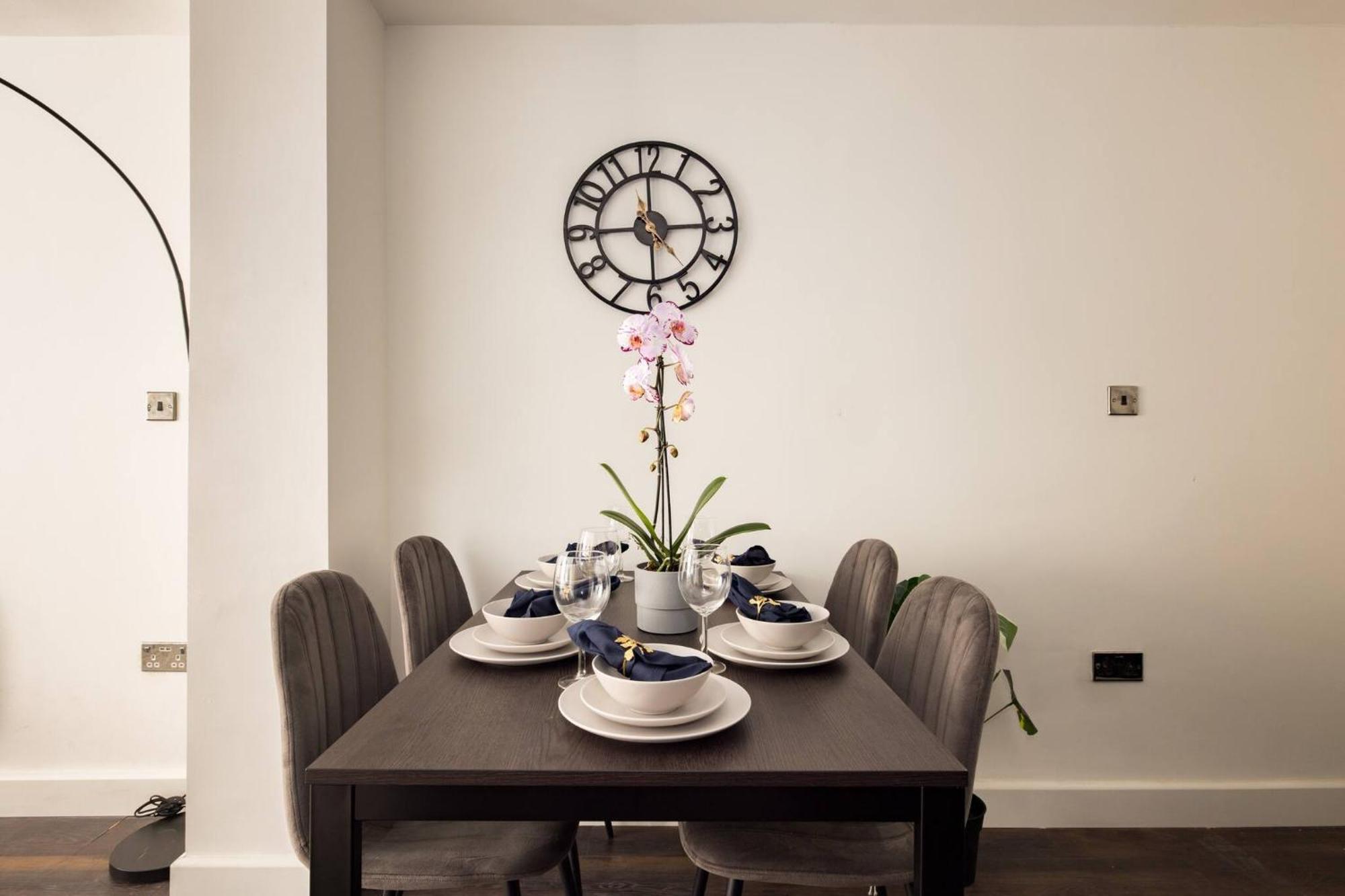 לונדון Wild Roses Serviced Apartments - Chelsea מראה חיצוני תמונה