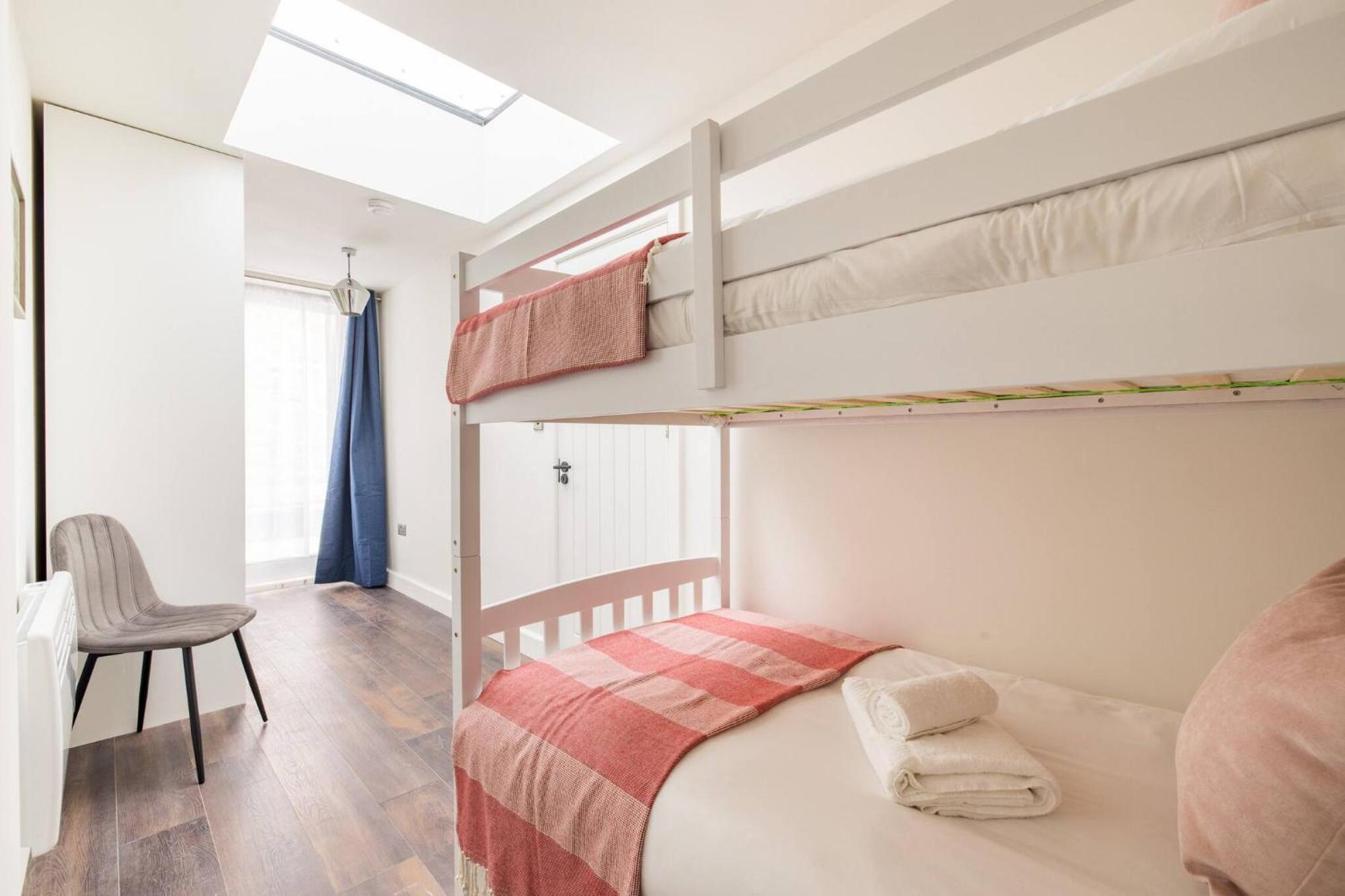 לונדון Wild Roses Serviced Apartments - Chelsea מראה חיצוני תמונה