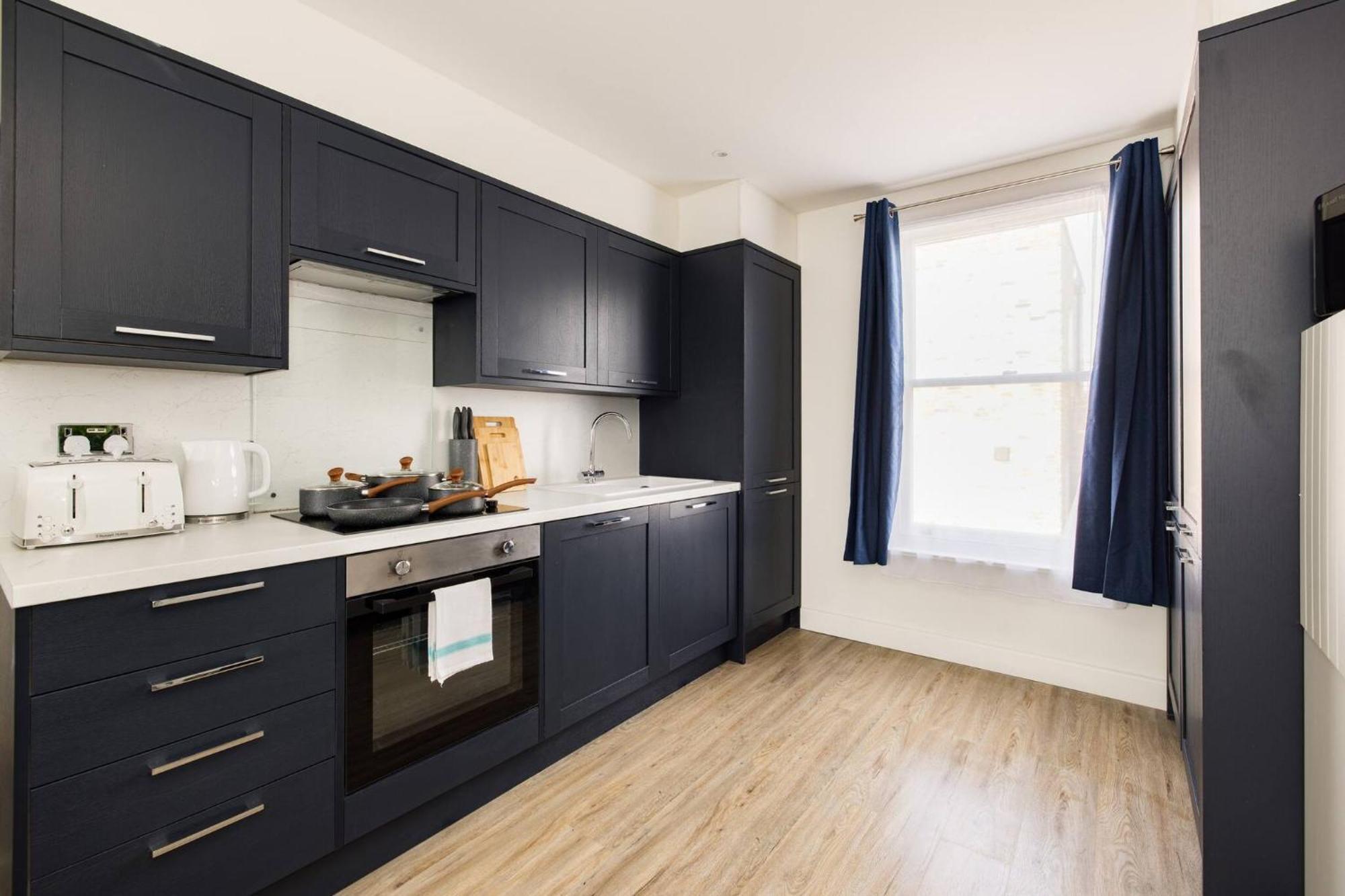 לונדון Wild Roses Serviced Apartments - Chelsea מראה חיצוני תמונה