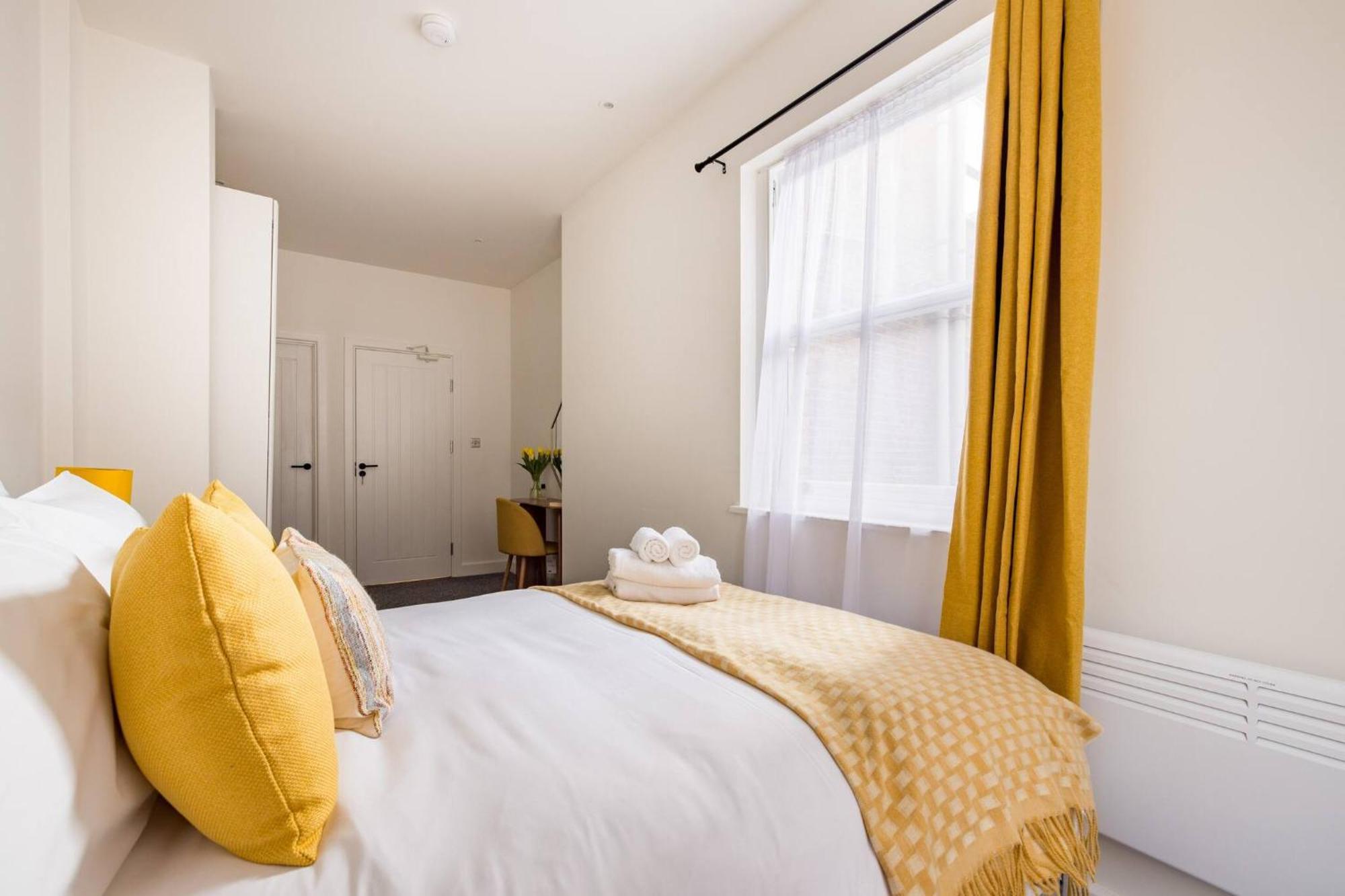 לונדון Wild Roses Serviced Apartments - Chelsea מראה חיצוני תמונה