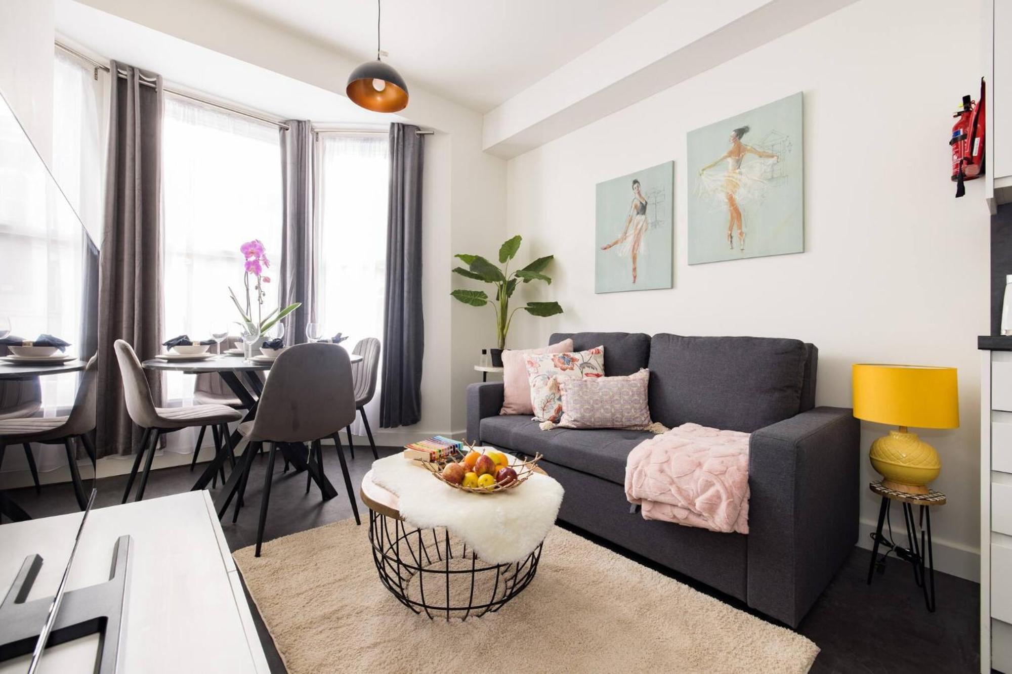 לונדון Wild Roses Serviced Apartments - Chelsea מראה חיצוני תמונה